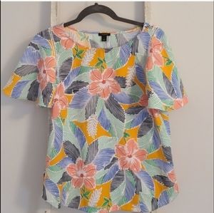 Ann Taylor small tropical floral wide flutter sleeve top